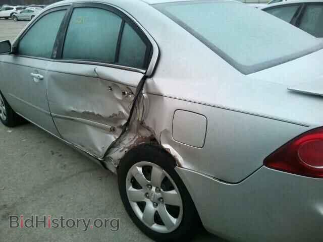 2008 KIA OPTIMA - VIN: KNAGE123785270982 - Фото 9