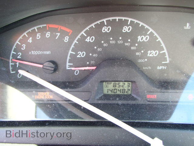2002 MITSUBISHI LANCER - VIN: JA3AJ26E02U064713 - Photo 8