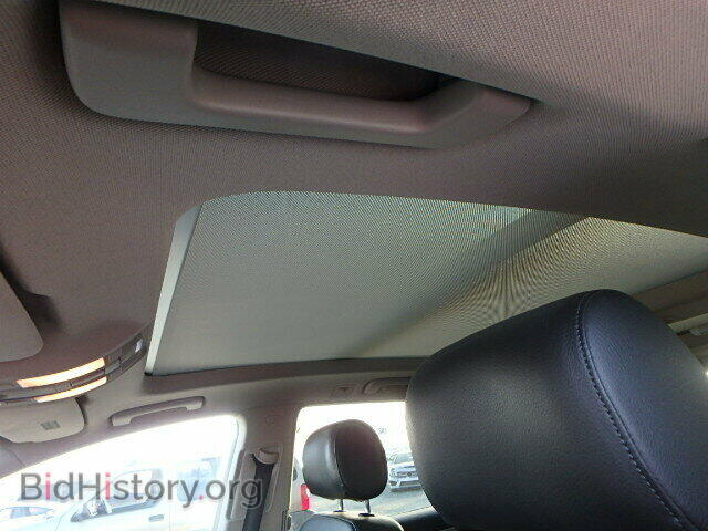 2012 AUDI Q7 - VIN: WA1AGAFE7CD000237 - Фото 10