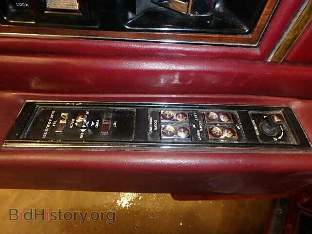 1993 CADILLAC DEVILLE - VIN: 1G6CD53B8P4226076 - Фото 10