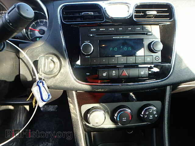 2012 CHRYSLER 200 - VIN: 1C3CCBAGXCN246335 - Фото 9