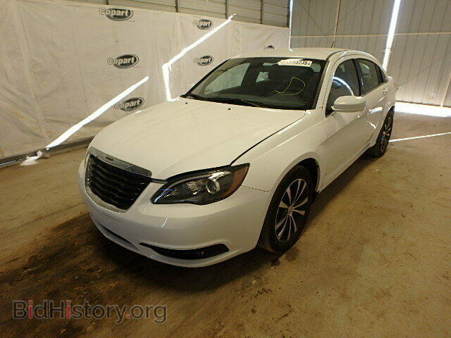 2013 CHRYSLER 200 - VIN: 1C3CCBBG3DN744909 - Фото 2
