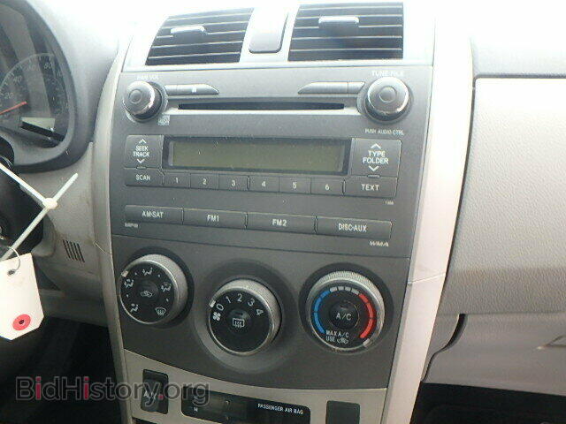 2011 TOYOTA COROLLA - VIN: 2T1BU4EE9BC643111 - Фото 9