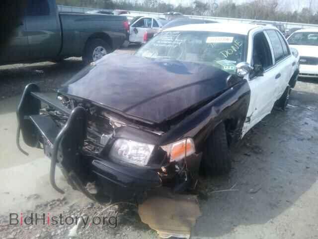 2011 FORD CROWN VIC - VIN: 2FABP7BV1BX105937 - Фото 2