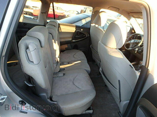 2011 TOYOTA RAV4 - VIN: 2T3KF4DV4BW062990 - Фото 6