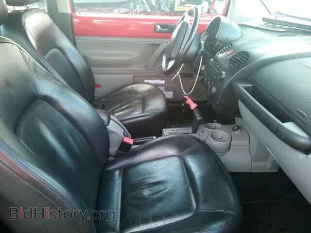 2004 VOLKSWAGEN BEETLE - VIN: 3VWCD31C14M412990 - Фото 5