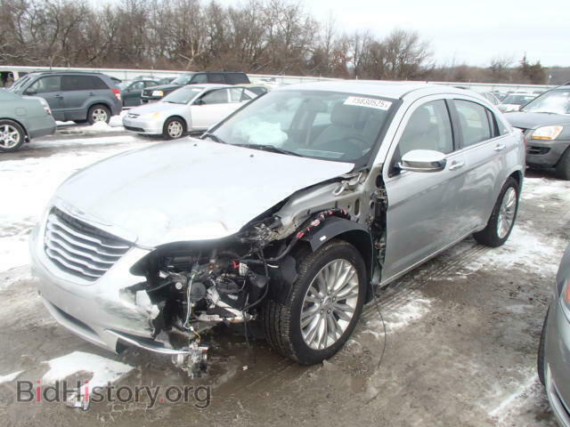 2011 CHRYSLER 200 - VIN: 1C3BC2FG0BN527157 - Фото 2
