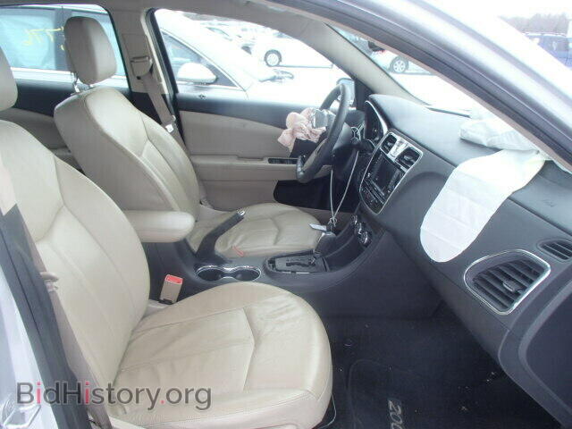 2011 CHRYSLER 200 - VIN: 1C3BC2FG0BN527157 - Фото 5