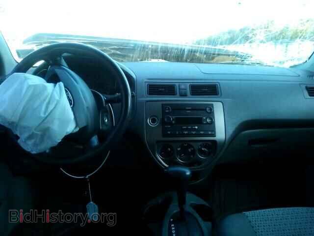 2005 FORD FOCUS - VIN: 1FAFP36NX5W299520 - Фото 10