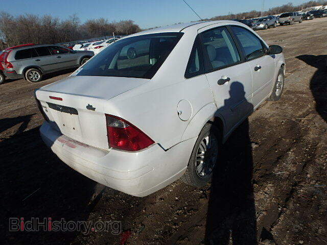 2007 FORD FOCUS - VIN: 1FAFP34N87W123877 - Photo 4
