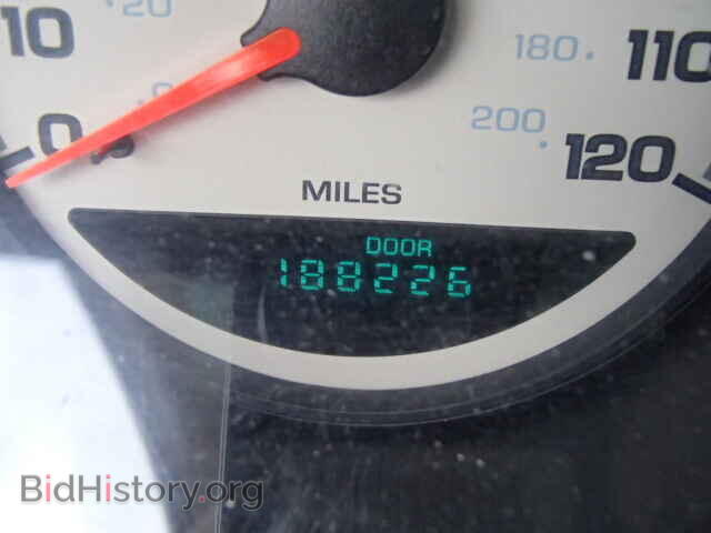 2002 DODGE NEON - VIN: 1B3ES56C72D645921 - Photo 8