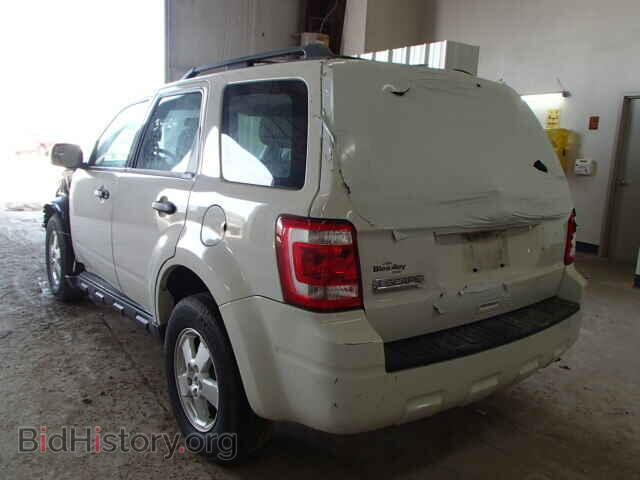 2011 FORD ESCAPE - VIN: 1FMCU0C73BKC47994 - Фото 3