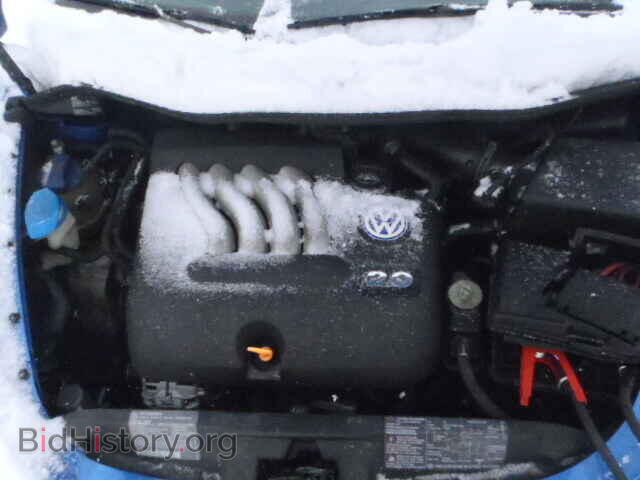 2000 VOLKSWAGEN BEETLE - VIN: 3VWCC21C9YM435095 - Фото 7