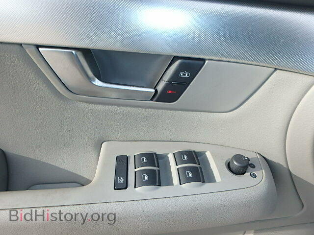 2008 AUDI A4 - VIN: WAUDF78E18A057352 - Photo 10