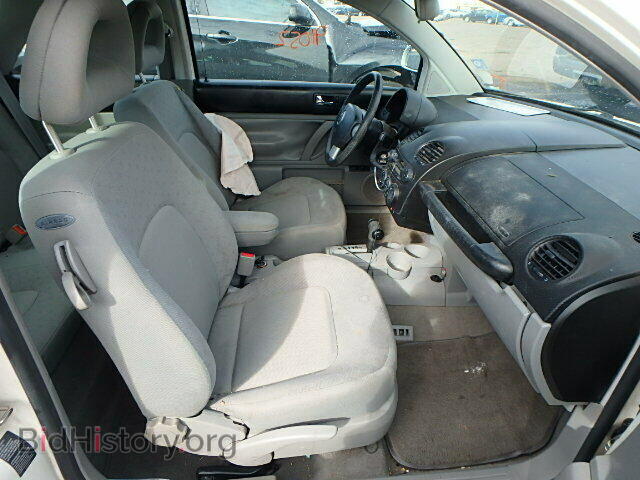 2000 VOLKSWAGEN BEETLE - VIN: 3VWCC21C6YM452498 - Фото 5