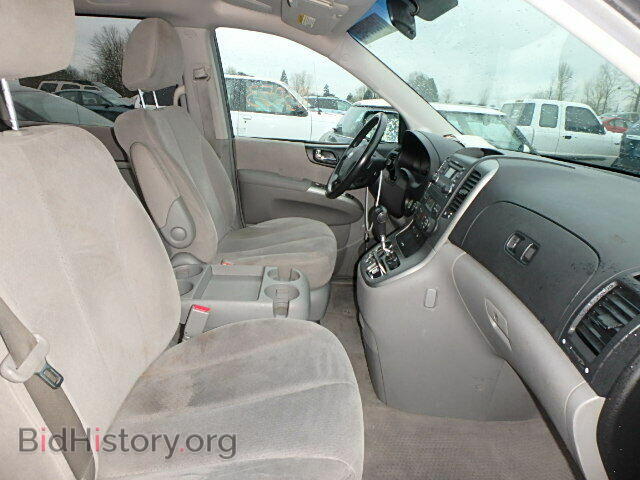 2007 HYUNDAI ENTOURAGE - VIN: KNDMC233176013907 - Фото 5