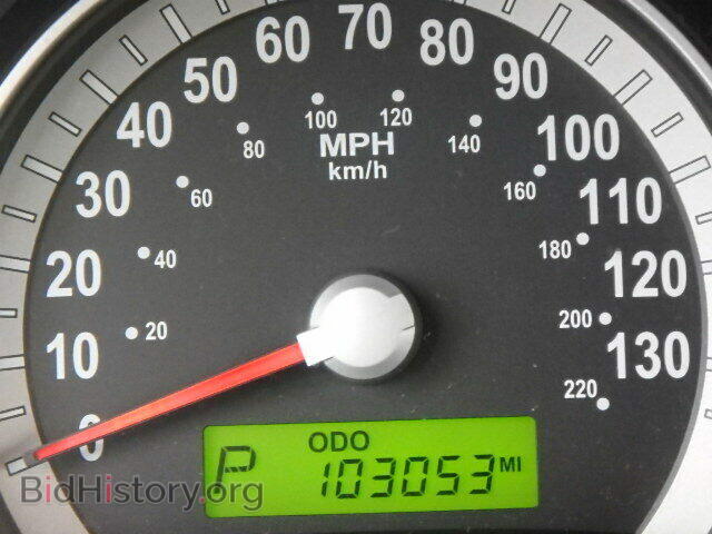 2007 HYUNDAI ENTOURAGE - VIN: KNDMC233176013907 - Фото 8