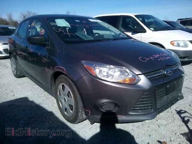 Photo 1FAHP3E24CL354963 - FORD FOCUS 2012