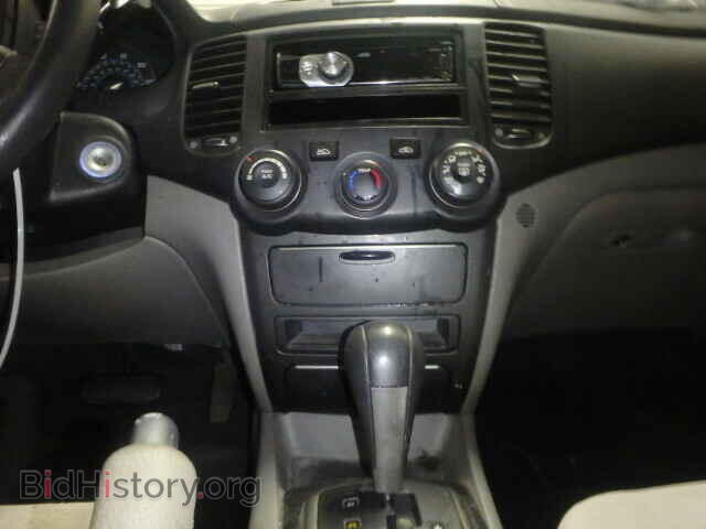 2007 KIA OPTIMA - VIN: KNAGE123575118679 - Фото 10