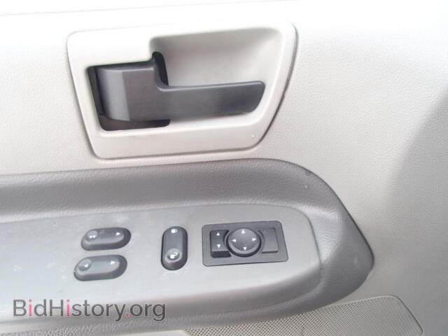 2005 FORD FREESTAR - VIN: 2FMDA50655BA91025 - Фото 9