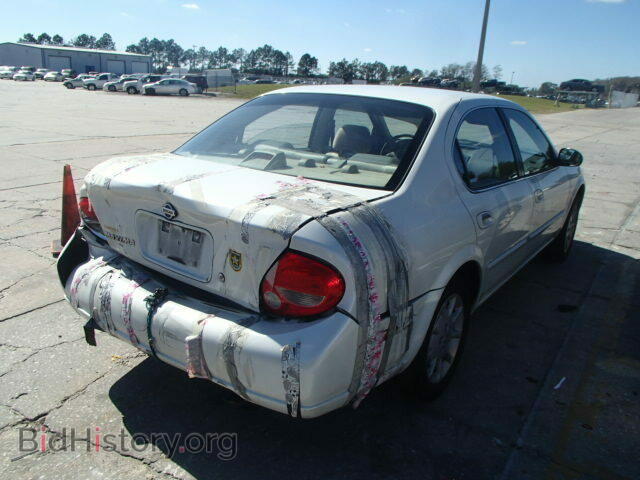 2000 NISSAN MAXIMA - VIN: JN1CA31D0YT548008 - Фото 4
