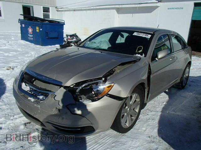 2013 CHRYSLER 200 - VIN: 1C3CCBAB8DN735810 - Фото 2
