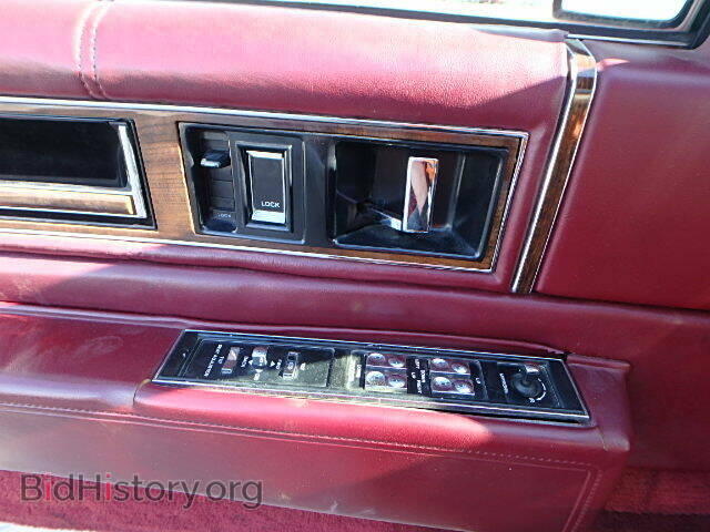 1993 CADILLAC DEVILLE - VIN: 1G6CD53B9P4309631 - Photo 10