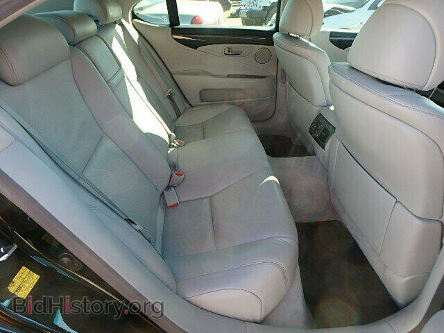 2011 LEXUS LS460 - VIN: JTHBL5EF2B5106089 - Photo 6