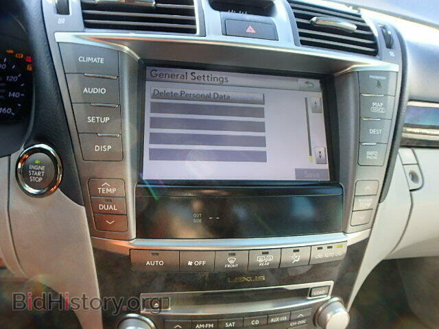 2011 LEXUS LS460 - VIN: JTHBL5EF2B5106089 - Photo 9