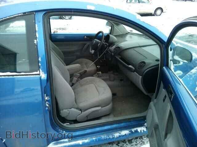 2000 VOLKSWAGEN BEETLE - VIN: 3VWCA21C2YM486119 - Фото 5