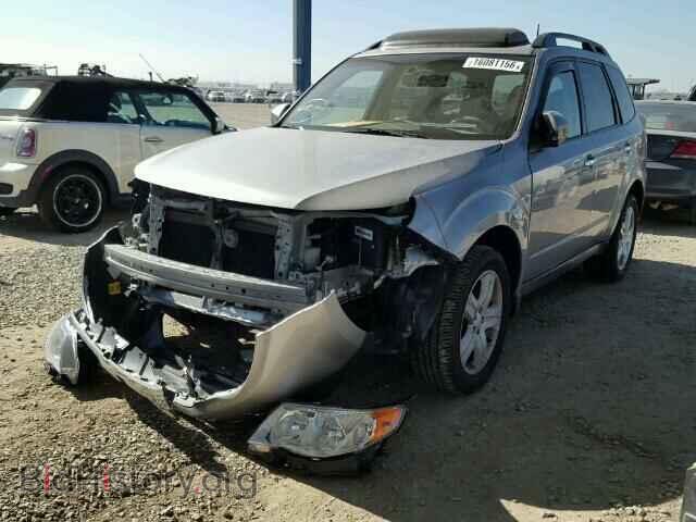 2010 SUBARU FORESTER - VIN: JF2SH6DC2AH720834 - Photo 2