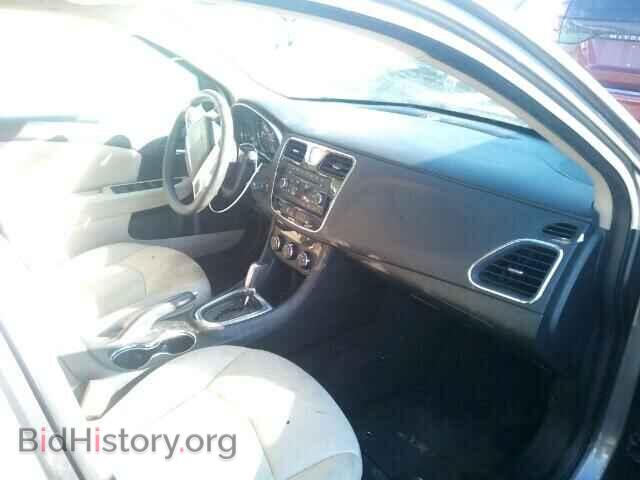 2013 CHRYSLER 200 - VIN: 1C3CCBBB2DN666272 - Photo 5