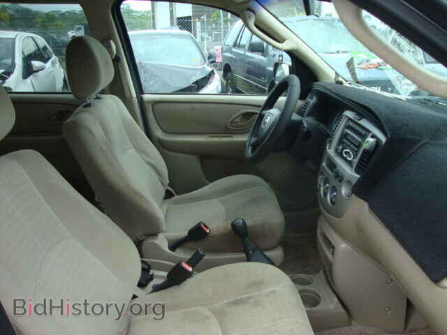 2004 MAZDA TRIBUTE - VIN: 4F2YZ92B74KM16472 - Фото 5