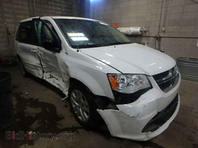 2015 Dodge CARAVAN Grand Cara, белый — VIN 2C4RDGBG7FR682002, Copart
