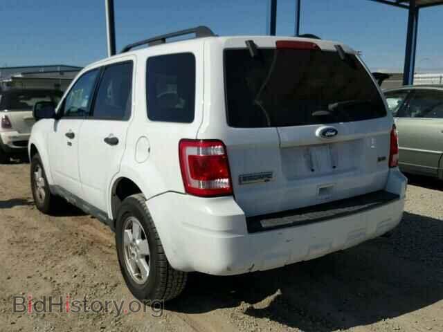 2011 FORD ESCAPE - VIN: 1FMCU0DG5BKC18088 - Фото 3