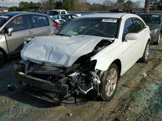 2013 CHRYSLER 200 - VIN: 1C3CCBBB2DN515514 - Фото 2
