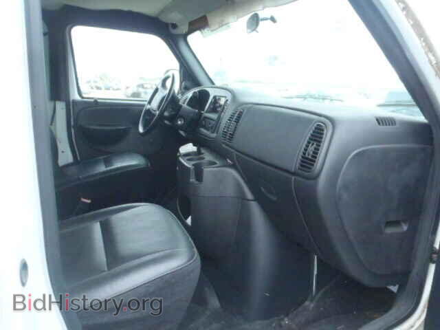 2003 Dodge RAM VAN (VIN 2D7JB21Y43K525280) — фото 5 из 10