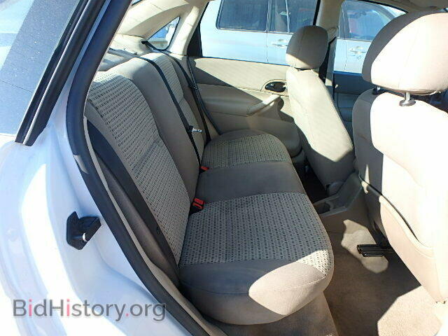 2007 FORD FOCUS - VIN: 1FAHP34N07W194743 - Фото 6