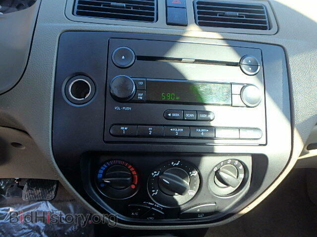 2007 FORD FOCUS - VIN: 1FAHP34N07W194743 - Фото 9