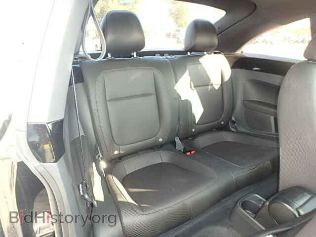 2014 VOLKSWAGEN BEETLE - VIN: 3VWJL7AT9EM612812 - Фото 6