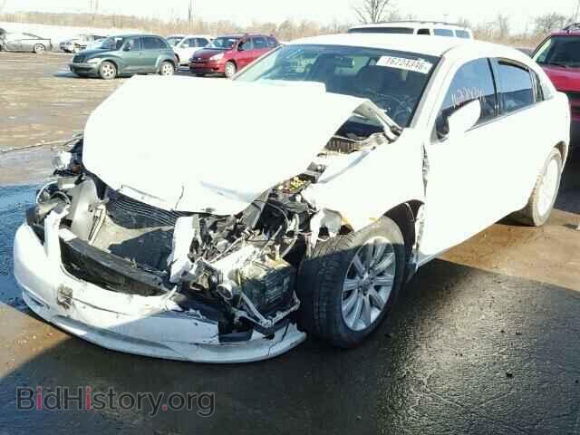 2011 CHRYSLER 200 - VIN: 1C3BC1FB1BN549831 - Фото 2