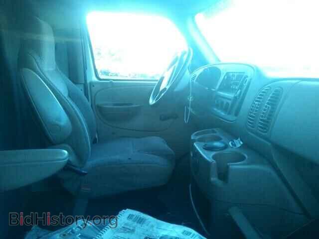 2003 Dodge RAM VAN (VIN 2D7JB21Z83K529986) — photo 5 of 10