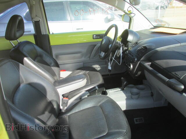 2000 VOLKSWAGEN BEETLE - VIN: 3VWDD21C8YM457607 - Фото 5