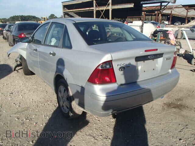 2007 FORD FOCUS - VIN: 1FAHP34NX7W351663 - Фото 3