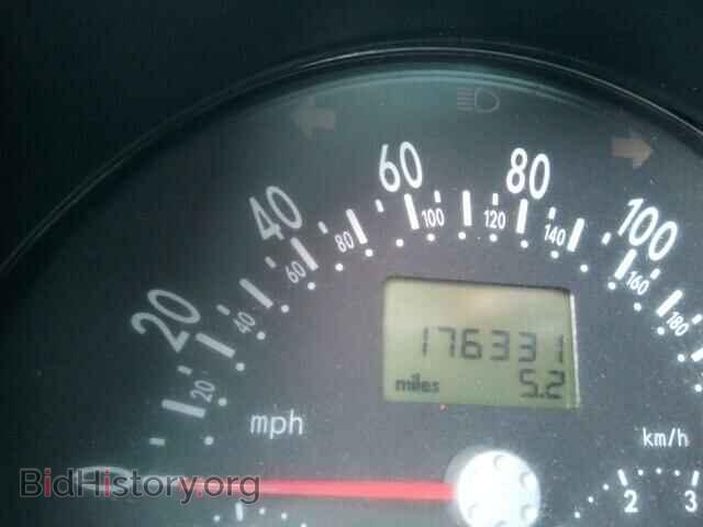 2002 VOLKSWAGEN BEETLE - VIN: 3VWCP21CX2M457313 - Фото 8