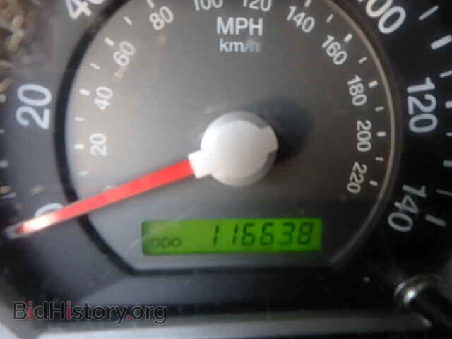 2007 KIA SORENTO - VIN: KNDJC736675677961 - Фото 8