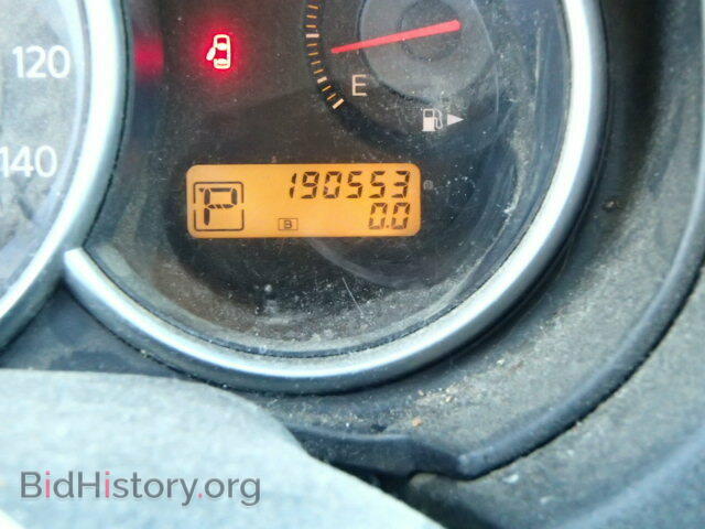2007 NISSAN VERSA - VIN: 3N1BC13E47L361938 - Фото 8