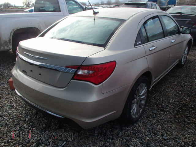2013 CHRYSLER 200 - VIN: 1C3CCBCG1DN651367 - Photo 4