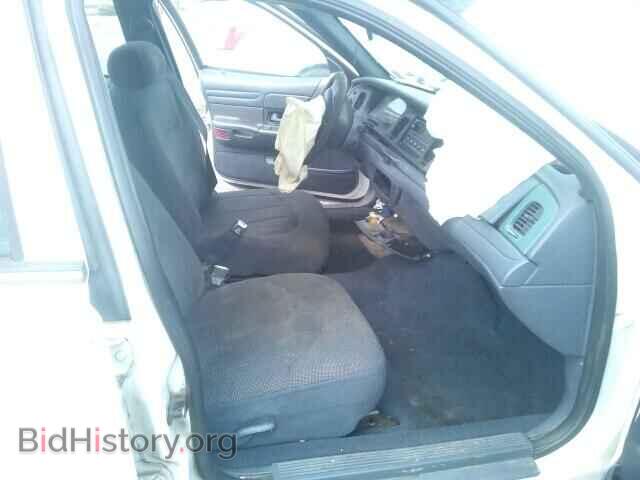 2000 FORD CROWN VIC - VIN: 2FAFP71W6YX112631 - Фото 5