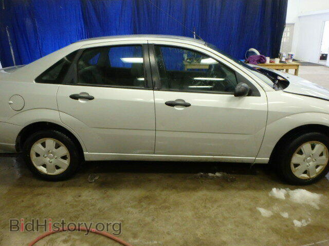 2007 FORD FOCUS - VIN: 1FAFP34N87W316949 - Photo 10